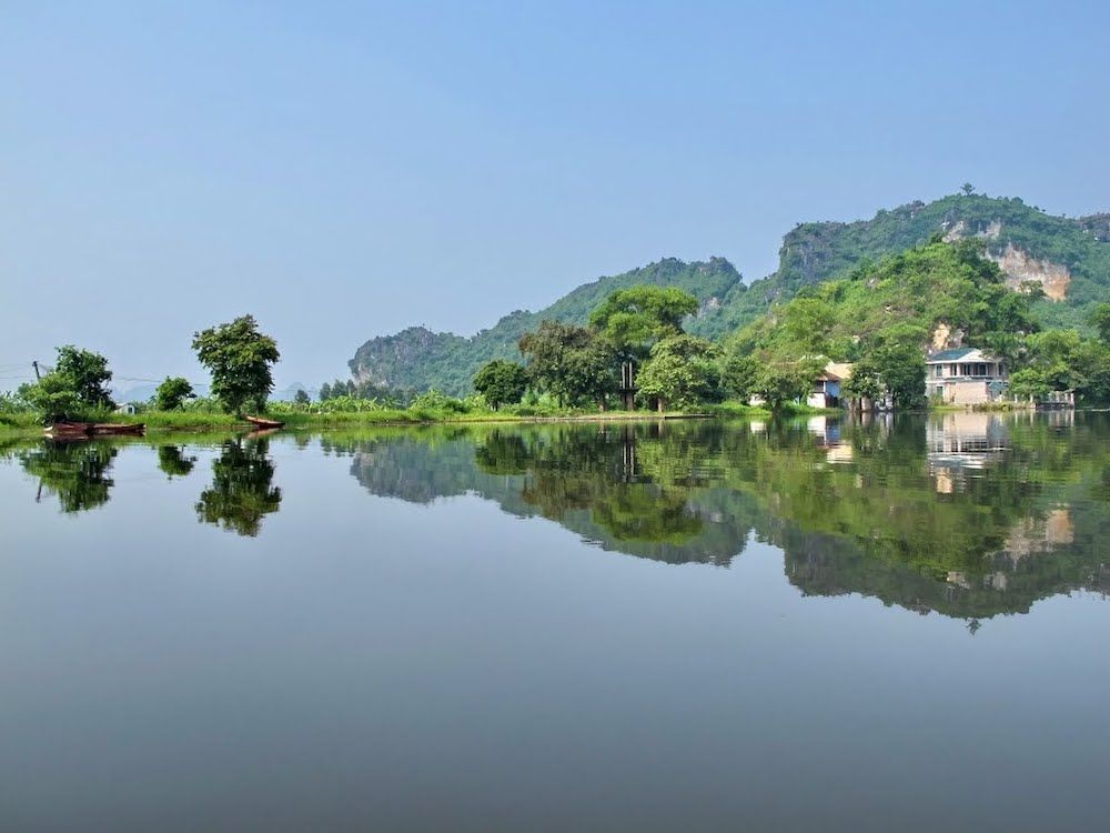 Hồ Quan Sơn — Thiên đường cắm trại xanh mướt cạnh Hà Nội