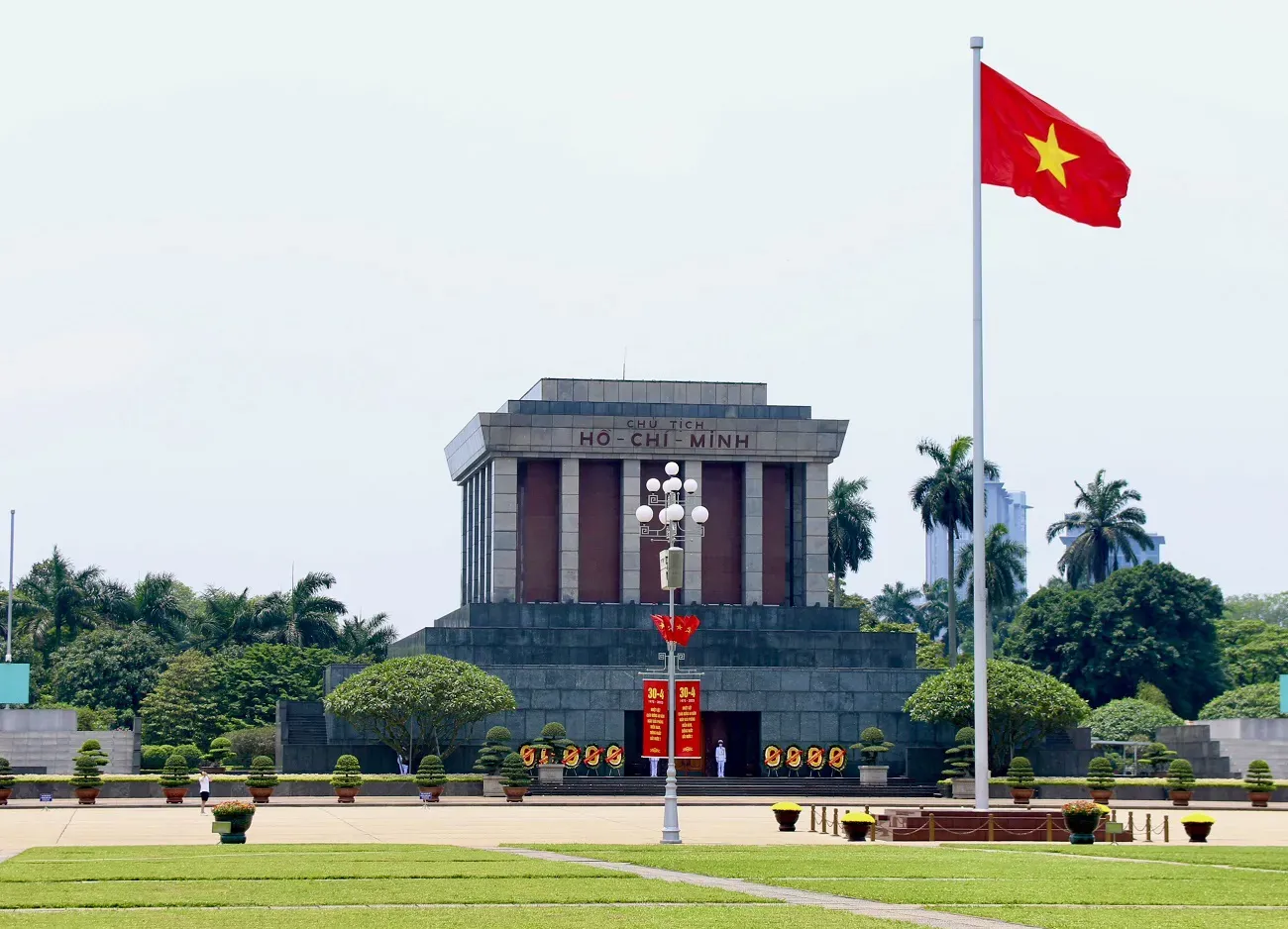 Lăng Bác: Kinh Nghiệm Viếng Thăm Lăng Bác Từ A – z