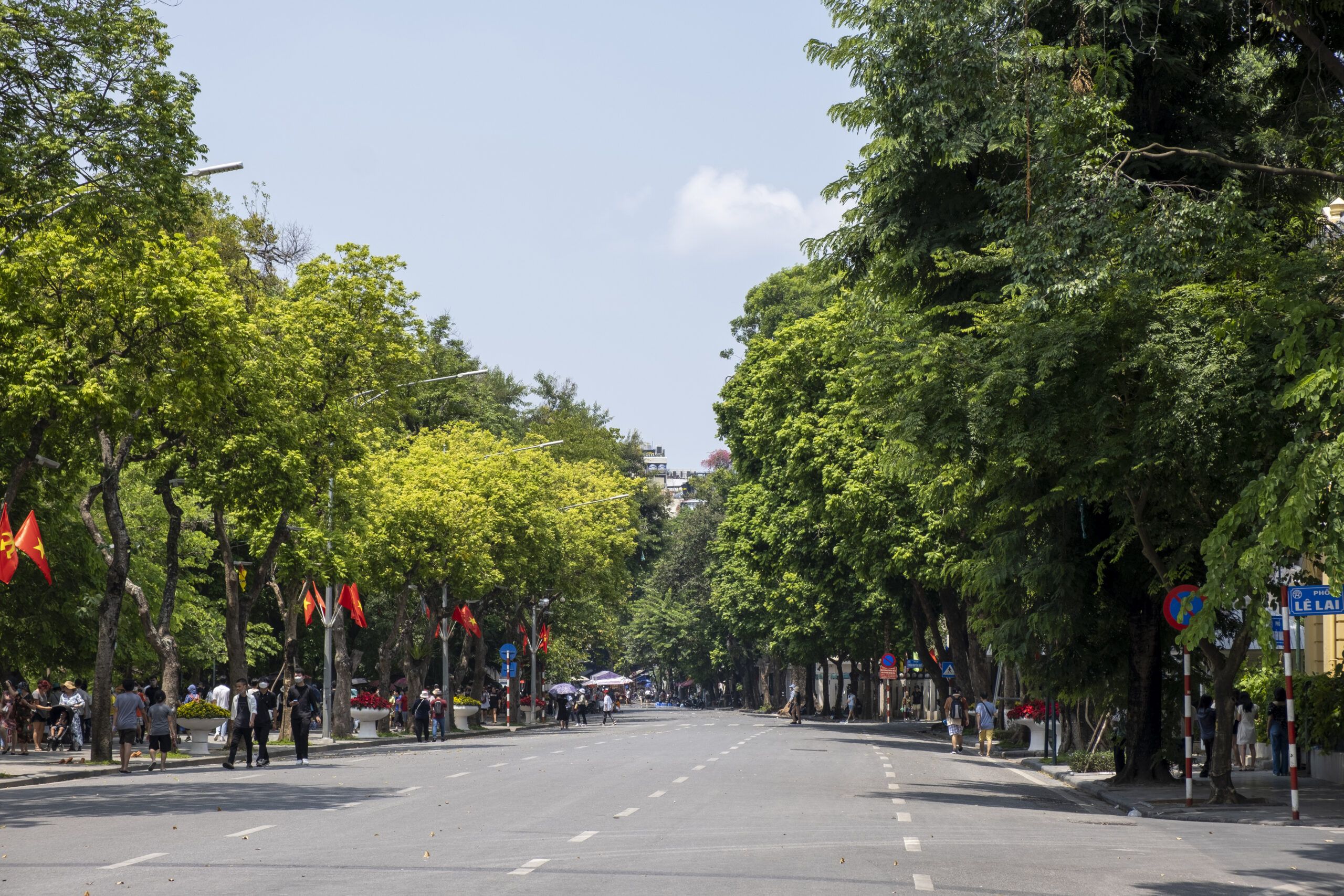 Phố Đinh Tiên Hoàng: Trái Tim Hà Nội Hình Thành Hơn 1 Thế Kỷ