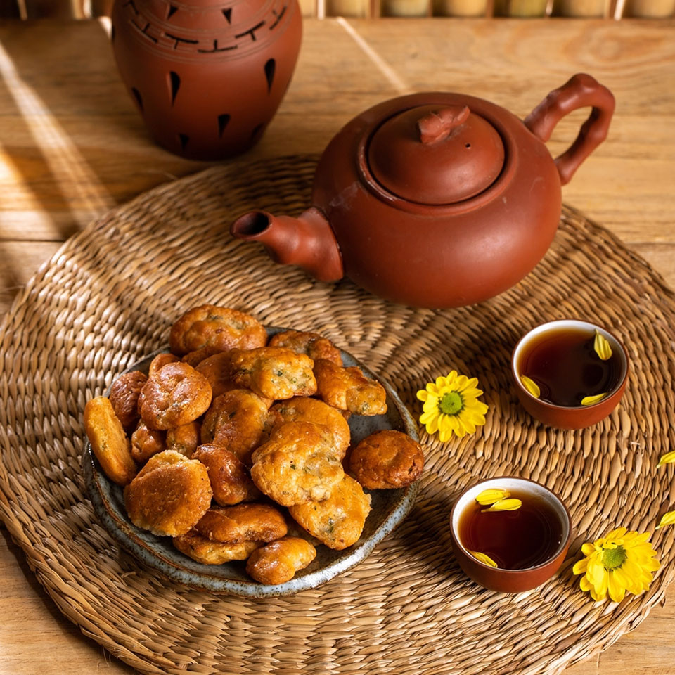Bánh Chả: Linh Hồn Ẩm Thực Đất Thăng Long