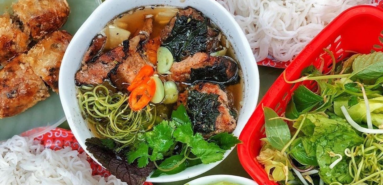 Bún chả Hàng Mành: Món ăn chuẩn gốc ngon nhất Hà thành