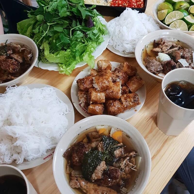 Bún chả Hàng Mành: Món ăn chuẩn gốc ngon nhất Hà thành