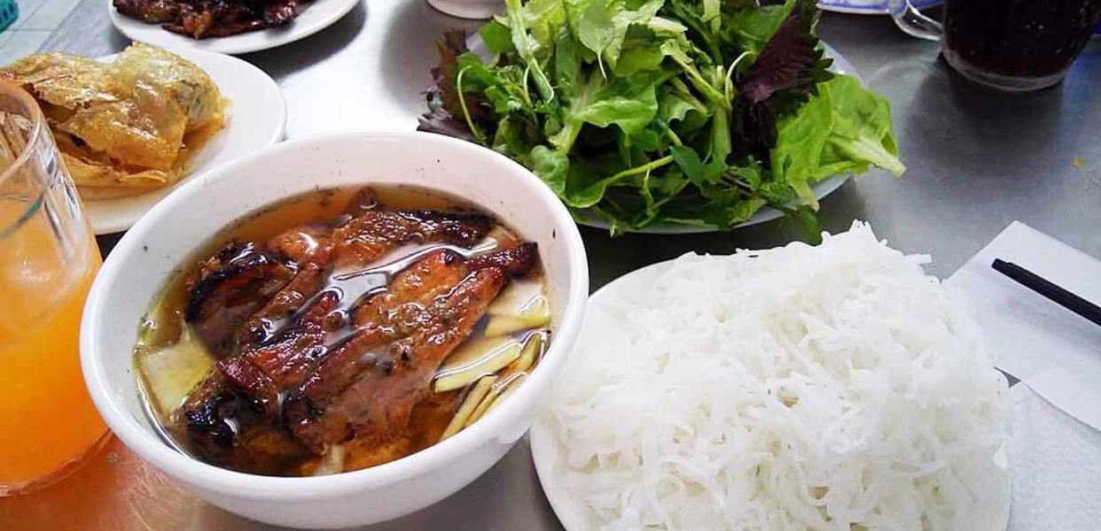 Bún chả Hương Liên: Hương vị Hà Nội chính gốc, ngon khó cưỡng