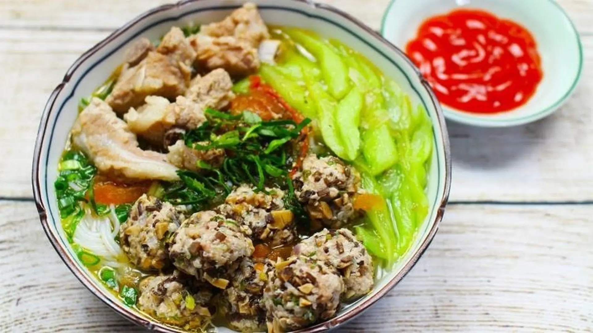 Bún Dọc Mùng: Bí quyết chế biến món ăn đậm chất Hà Nội