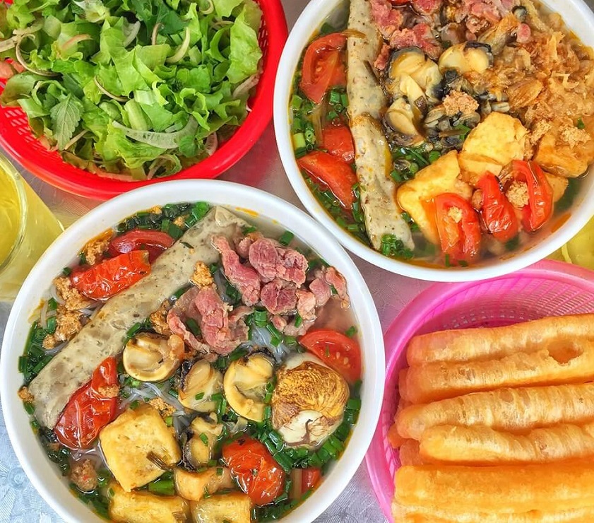 Bún ốc – Tinh Hoa Ẩm Thực Hà Nội Ghi Dấu Trong Từng Sợi Bún
