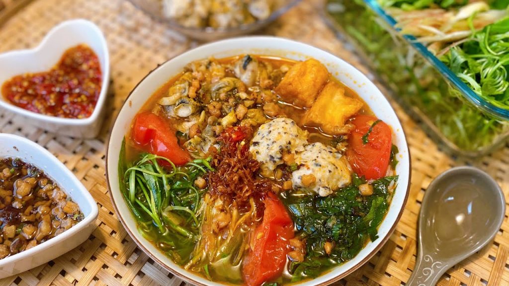Bún ốc – Tinh Hoa Ẩm Thực Hà Nội Ghi Dấu Trong Từng Sợi Bún