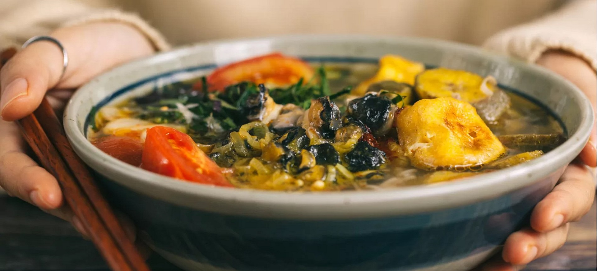 Bún ốc – Tinh Hoa Ẩm Thực Hà Nội Ghi Dấu Trong Từng Sợi Bún