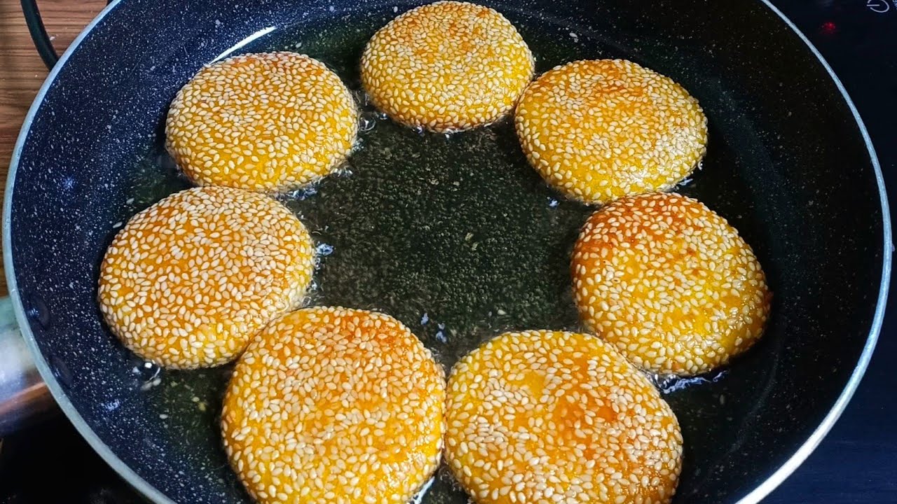 Cách chiên bánh rán bi vẫn giữ độ giòn rụm, thơm ngon