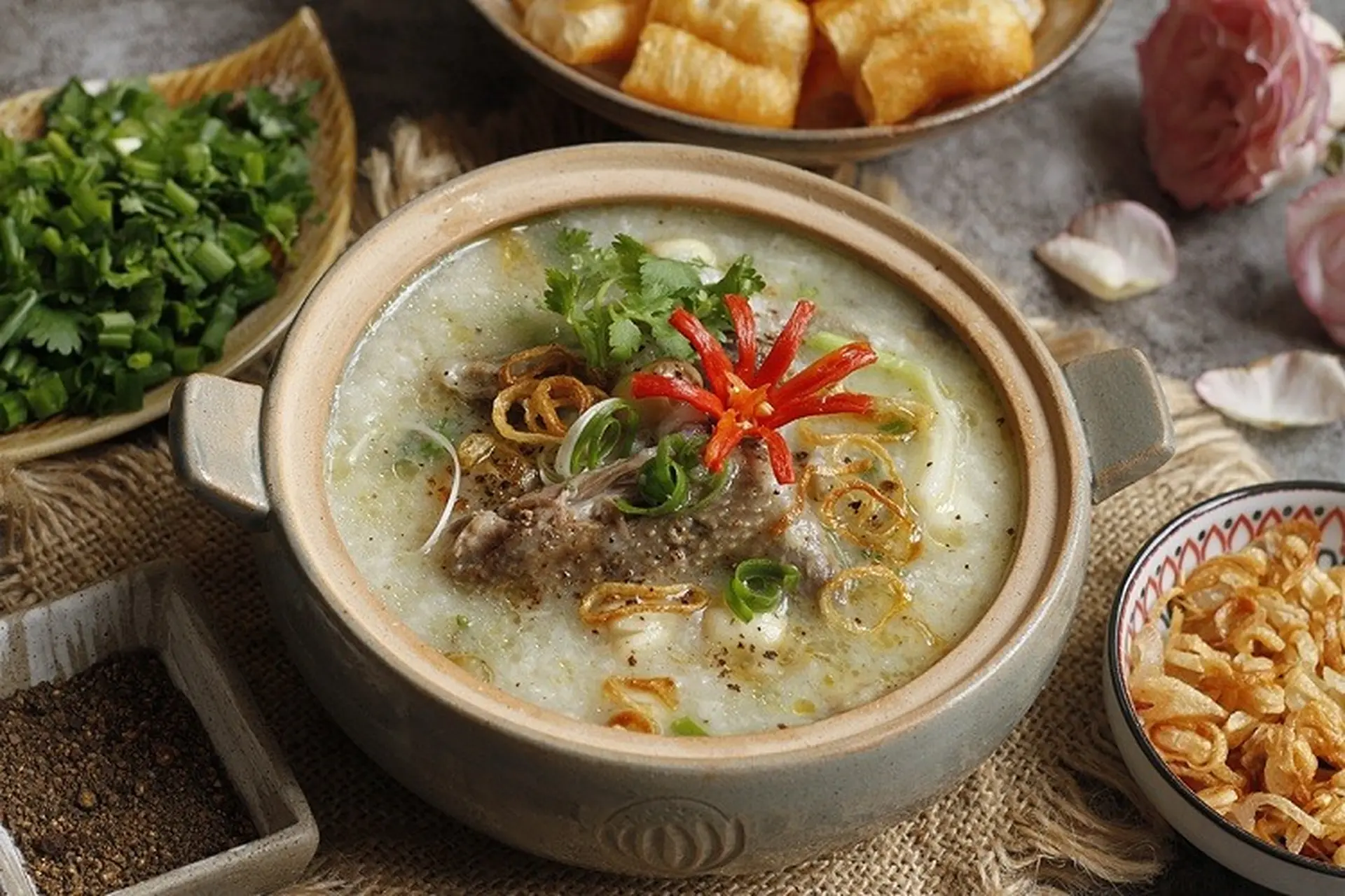 Cách nấu cháo trai thơm ngon, bổ dưỡng theo lối xưa