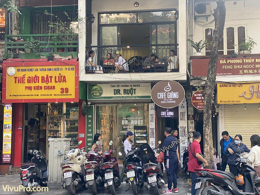 Café Giảng – Trứng nổi tiếng: Hành Trình Khám Phá Một Biểu Tượng Văn Hóa Hà Nội