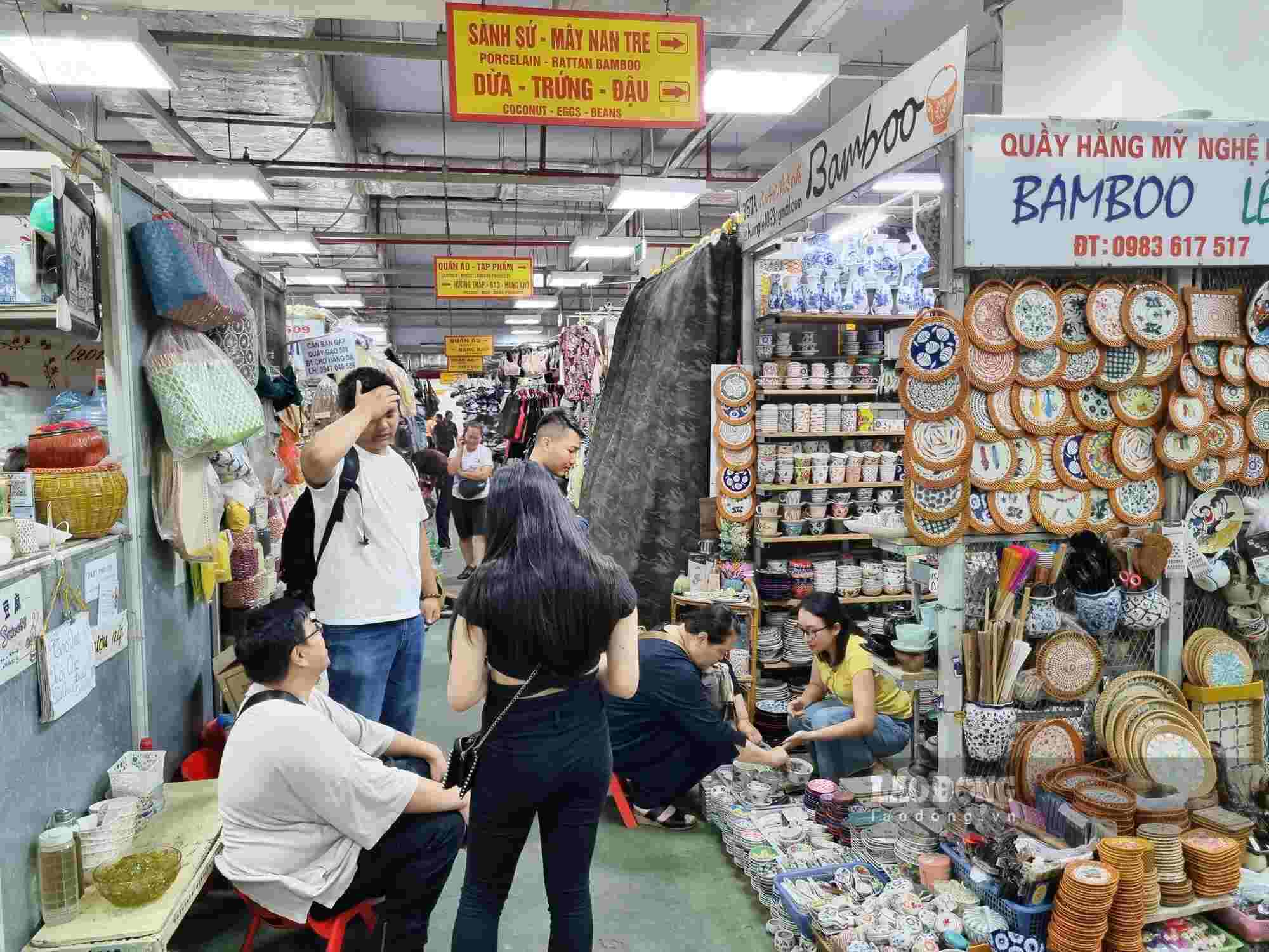 Chợ Hàng Da Ở Đâu? Ẩm Thực Và Những Trải Nghiệm Đặc Sắc Tại Đây