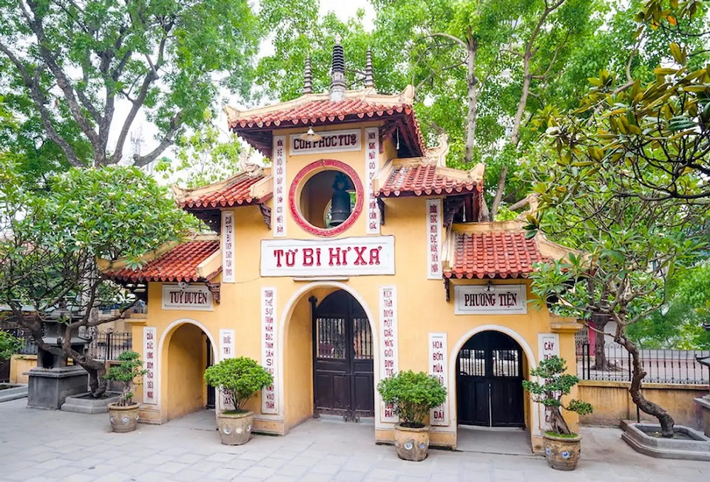 Du lịch Chùa Quán Sứ: Hành trình khám phá nét tâm linh giữa lòng Hà Nội