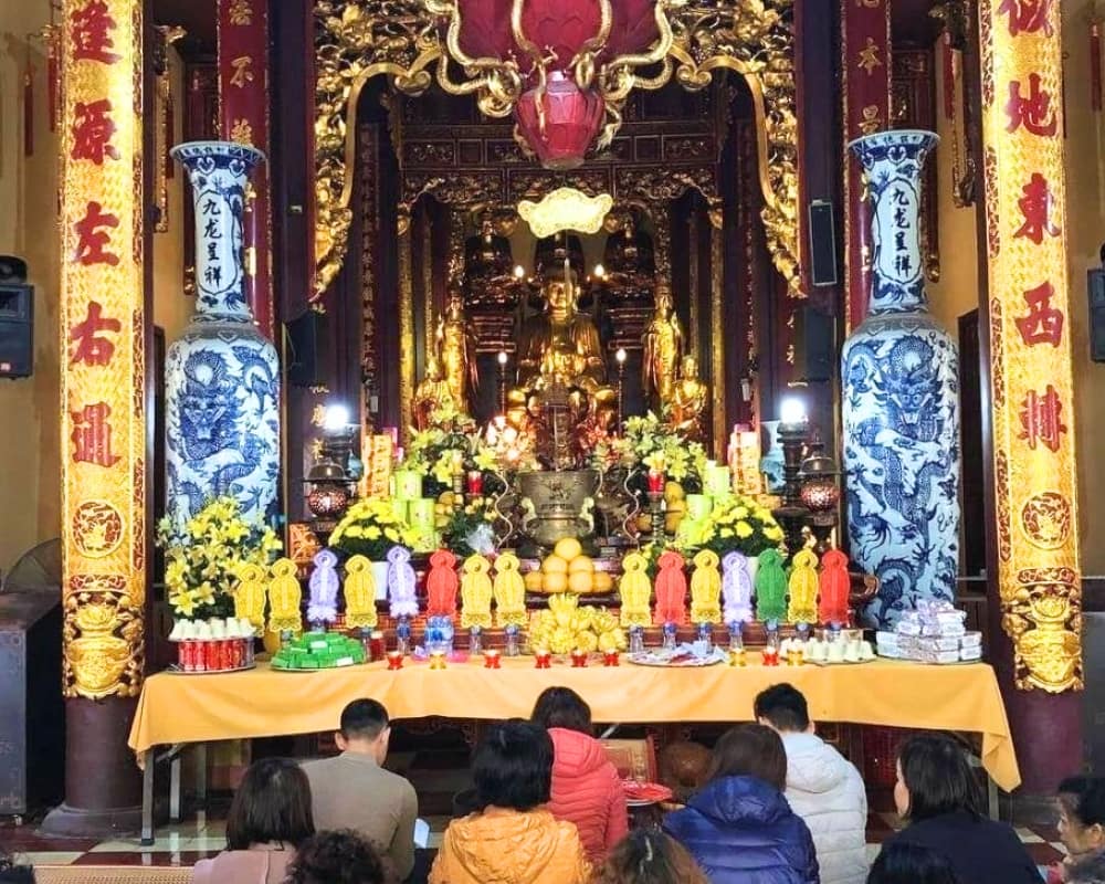 Du lịch Chùa Quán Sứ: Hành trình khám phá nét tâm linh giữa lòng Hà Nội