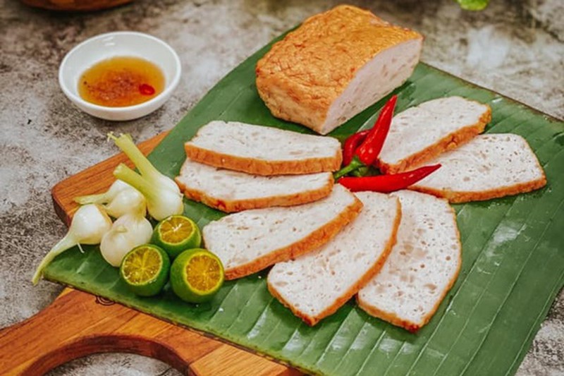 Giò chả Ước Lễ: Đặc Sản Nức Tiếng Hà Thành