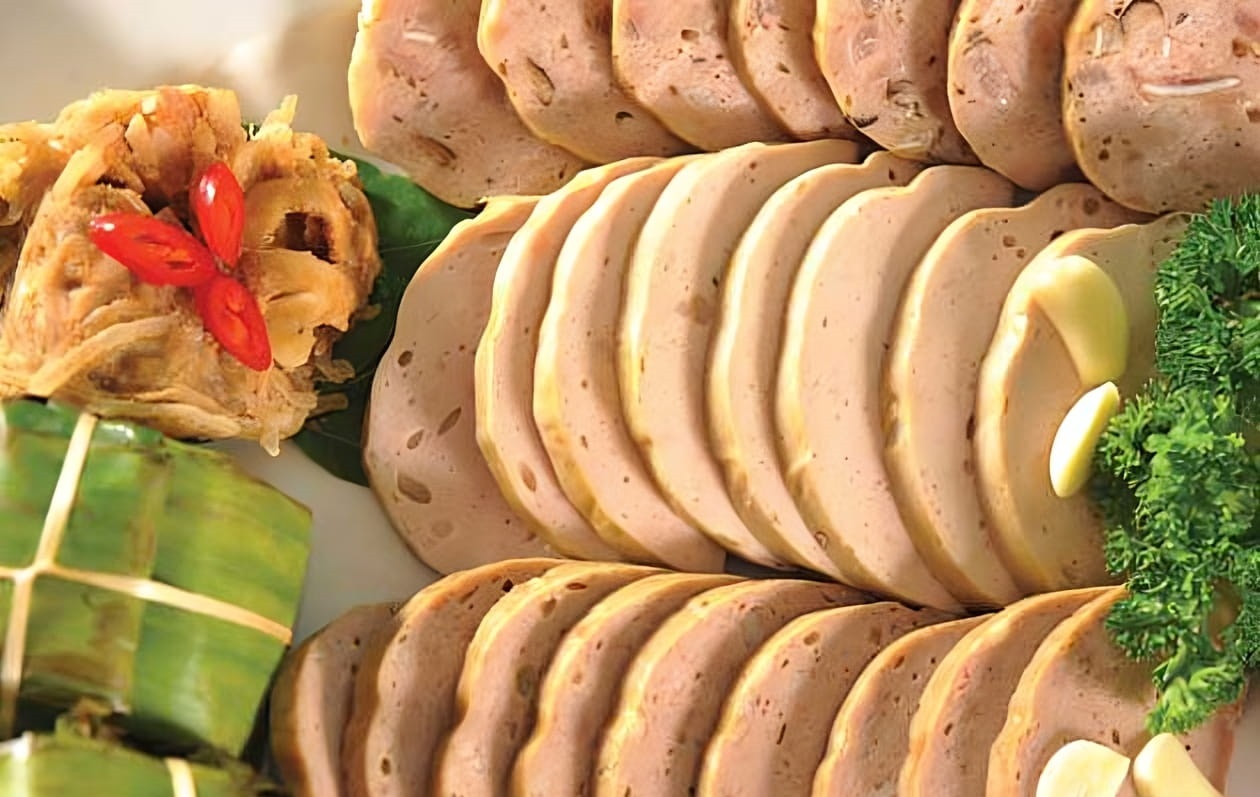 Giò chả Ước Lễ: Đặc Sản Nức Tiếng Hà Thành