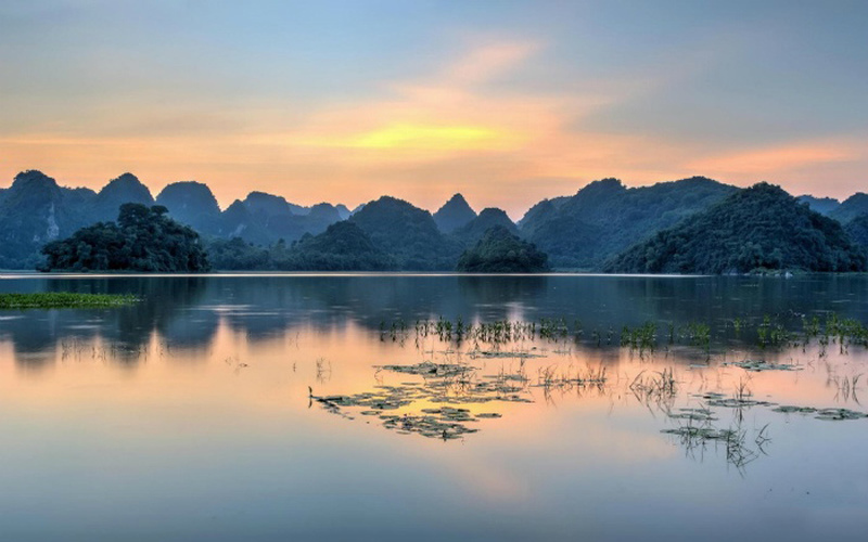 Hồ Quan Sơn — Thiên đường cắm trại xanh mướt cạnh Hà Nội