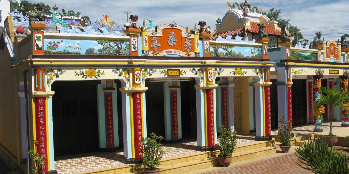 Làng cổ Phú Vinh: Chuyến đi Trở về Nét Cổ Kính Hà Nội