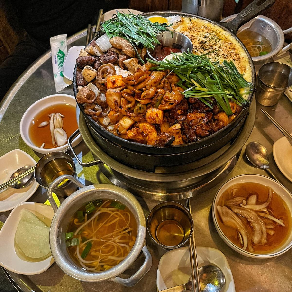 Lòng nướng: Đặc sản níu chân thực khách Hà Thành