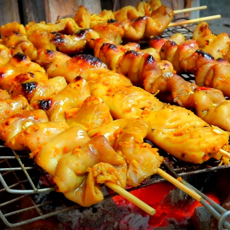 Lòng nướng: Đặc sản níu chân thực khách Hà Thành