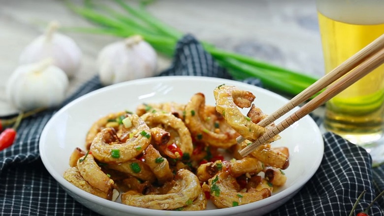 Lòng rán: Món ăn độc đáo, tinh hoa ẩm thực đường phố Hà Nội