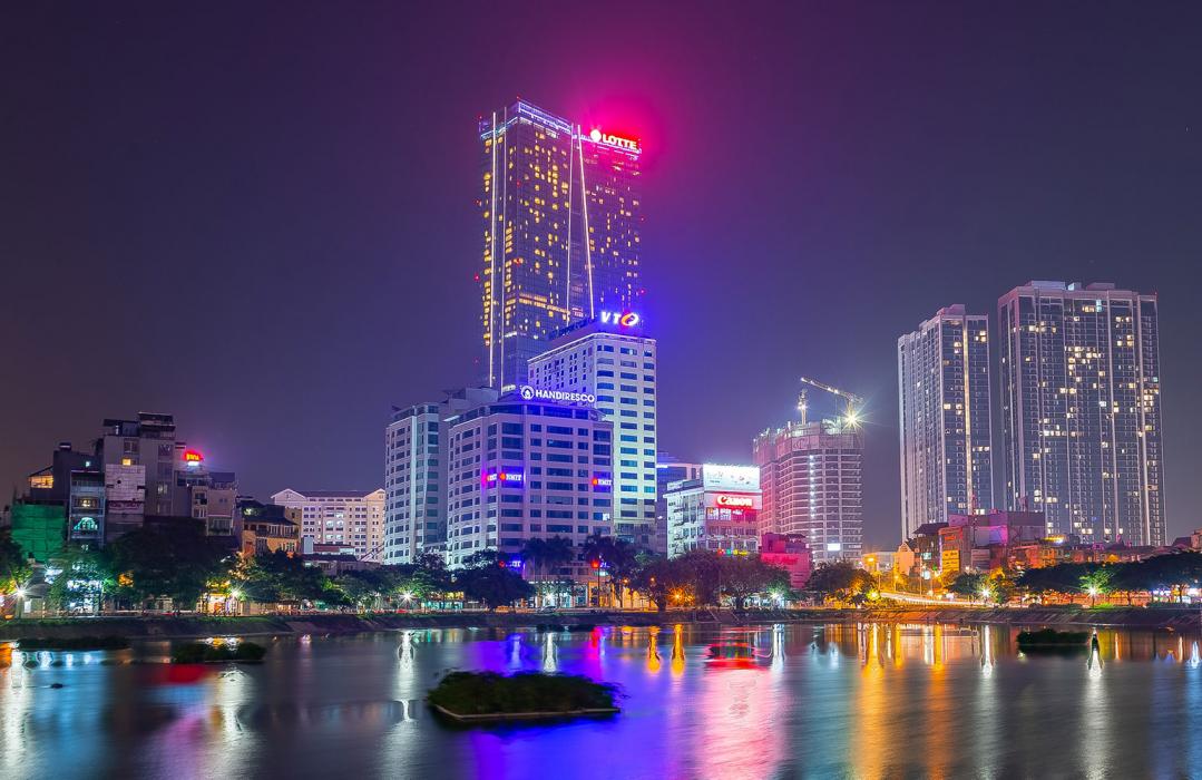 Lotte Center Hà Nội: Ăn Gì? Chơi Gì? Trải Nghiệm Đỉnh Cao Tại Hà Nội