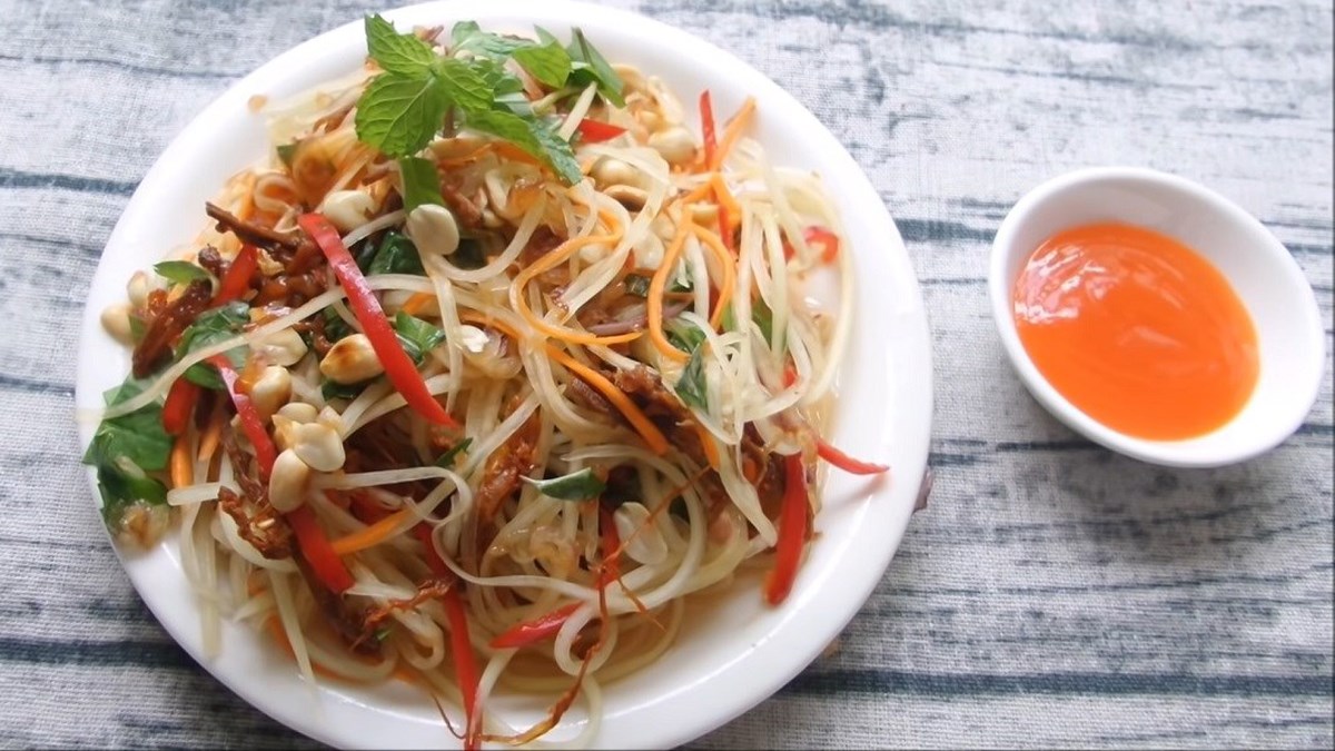 Nộm bò khô: Đặc sản “gây thương nhớ” giữa lòng Hà Nội