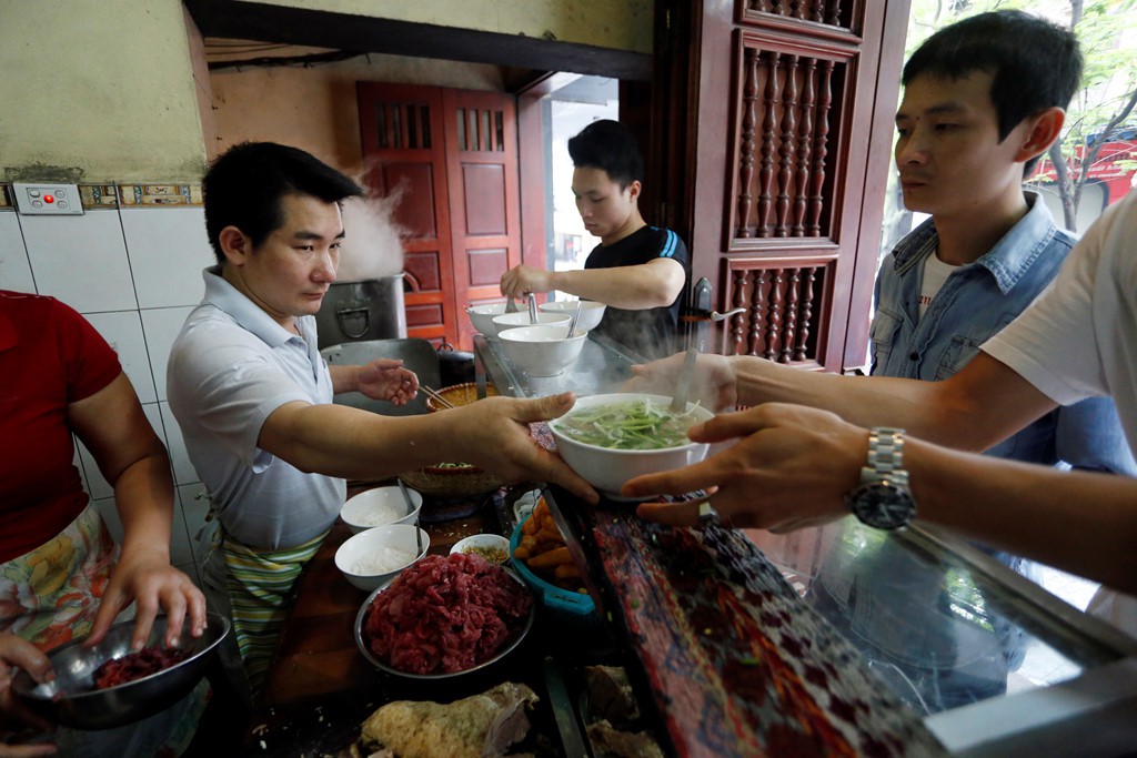 Phở Bát Đàn: Tinh hoa ẩm thực gia truyền 100 năm tại Hà Nội