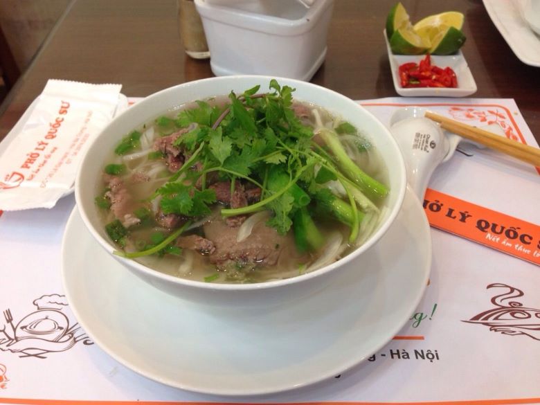 Phở bò Lý Quốc Sư – Tinh Hoa Ẩm Thực Đỉnh Cao Tại Hà Nội