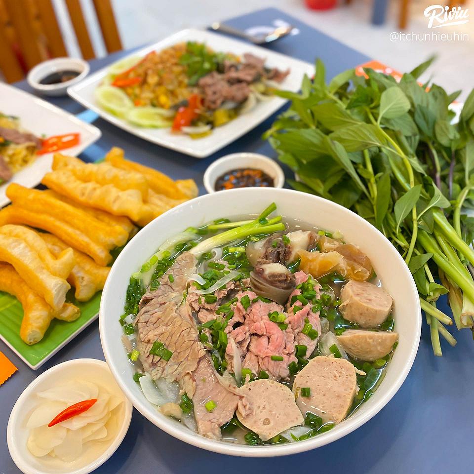 Phở bò Lý Quốc Sư – Tinh Hoa Ẩm Thực Đỉnh Cao Tại Hà Nội