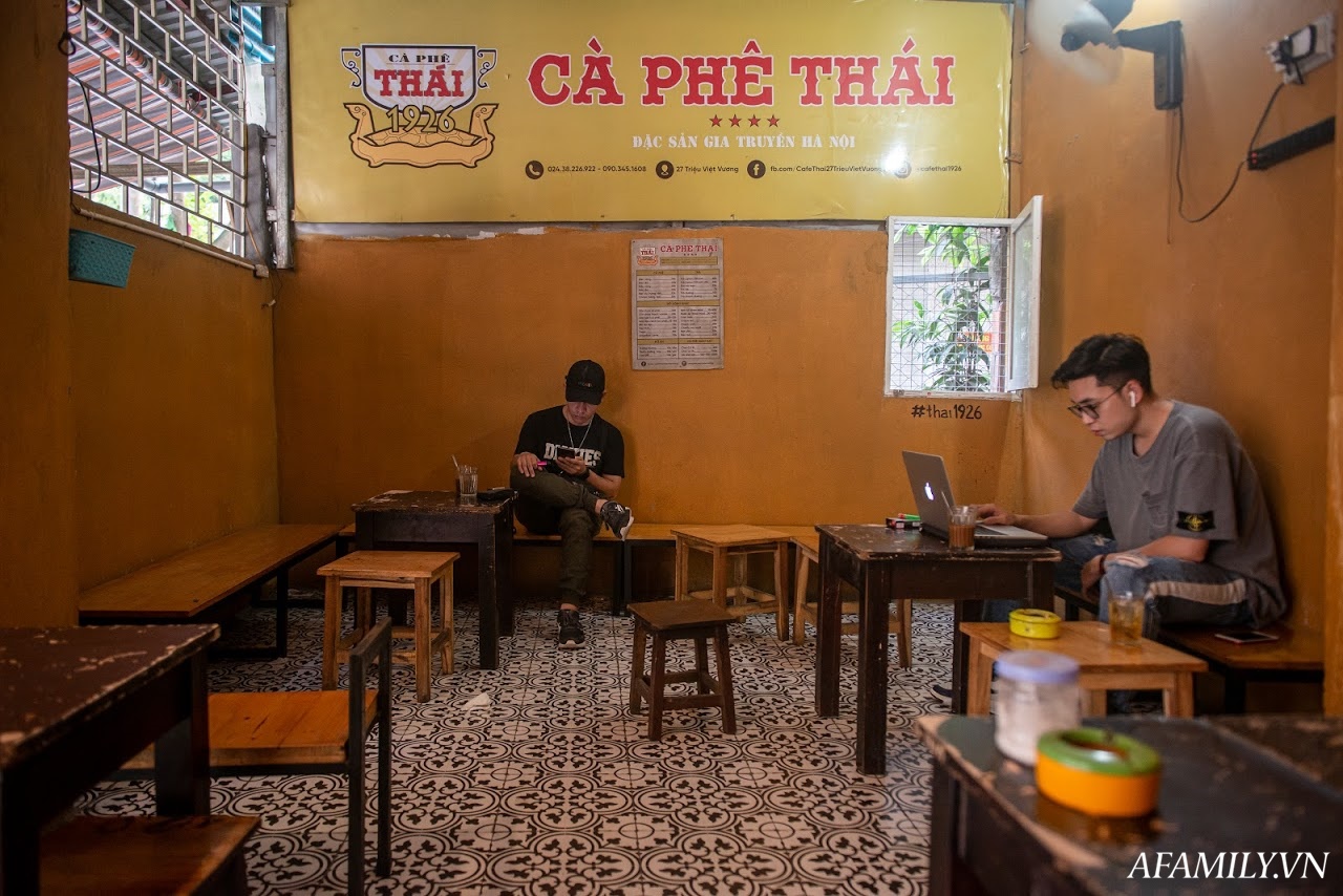 Phố cà phê Triệu Việt Vương: Thiên Đường Hương Vị và Văn Hóa Cà Phê Hà Nội