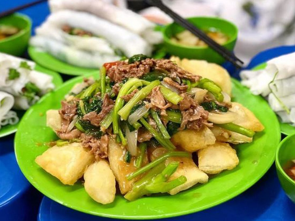 Phở Chiên Giòn: Lịch sử và cách chế biến món ăn trứ danh