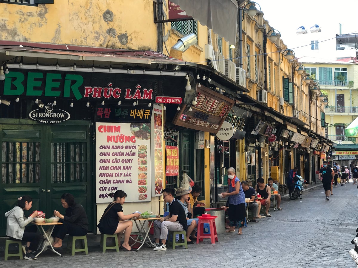 Phố cổ Nguyễn Siêu: Dấu ấn Hà Nội không thể bỏ qua