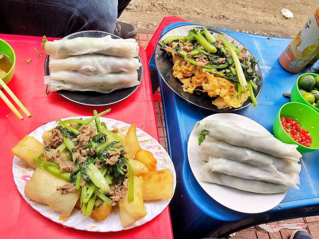 Phở cuốn Ngũ Xá: Tinh Hoa Ẩm Thực Hà Nội và Hành Trình Khám Phá Cùng Era Hotel