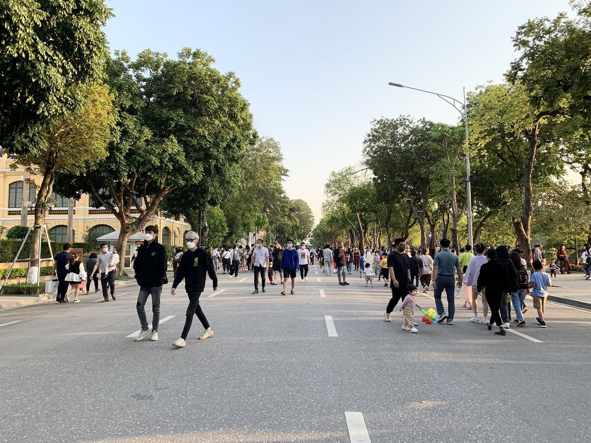 Phố đi bộ Hồ Gươm: Nơi Giao Thoa Văn Hóa Và Lịch Sử Ngàn Năm
