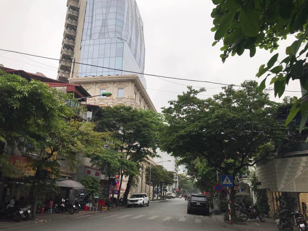 Phố Lê Duẩn: Khám Phá Vẻ Đẹp Sôi Động Giữa Lòng Hà Nội