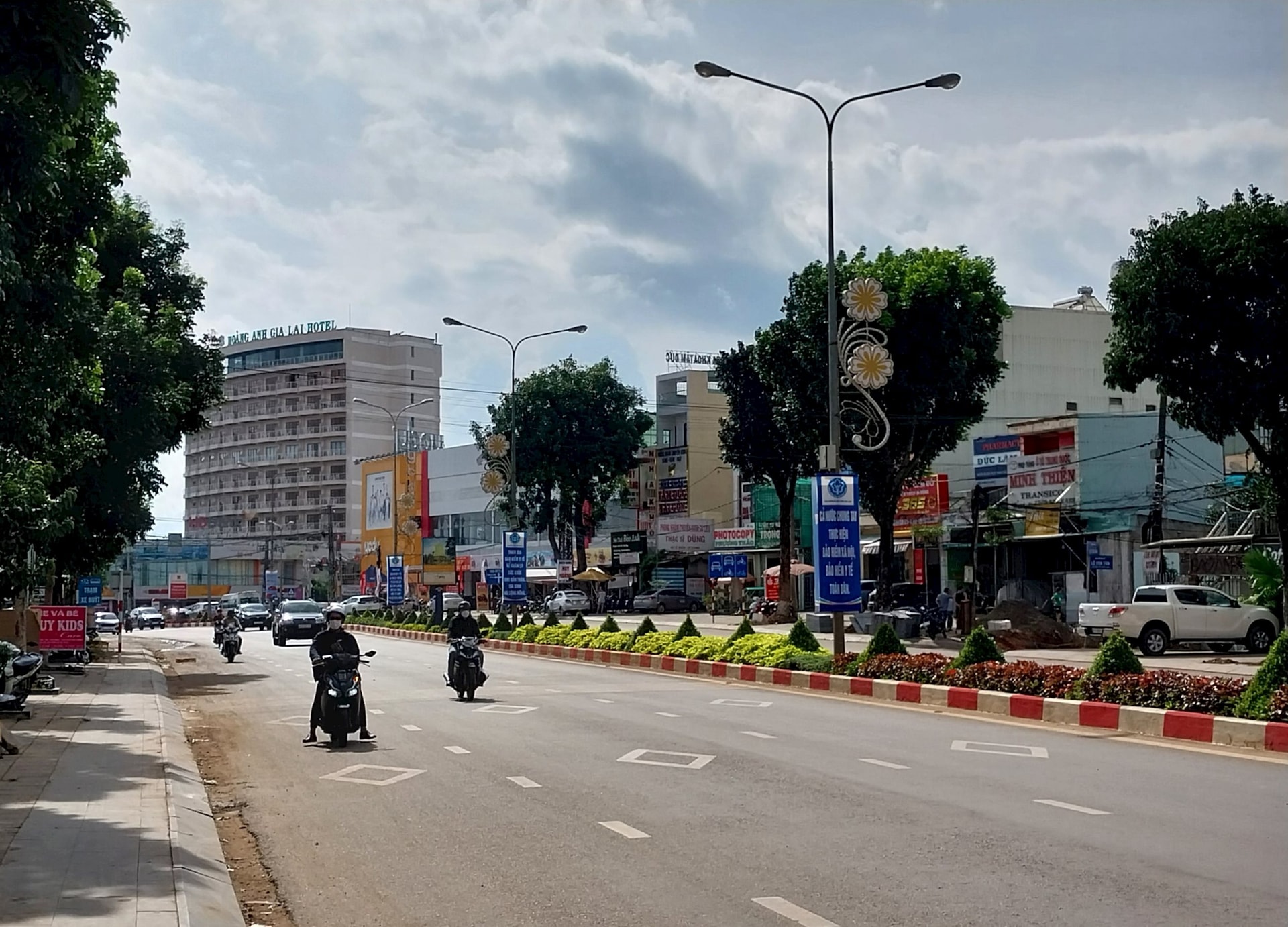 Phố Lê Duẩn: Khám Phá Vẻ Đẹp Sôi Động Giữa Lòng Hà Nội