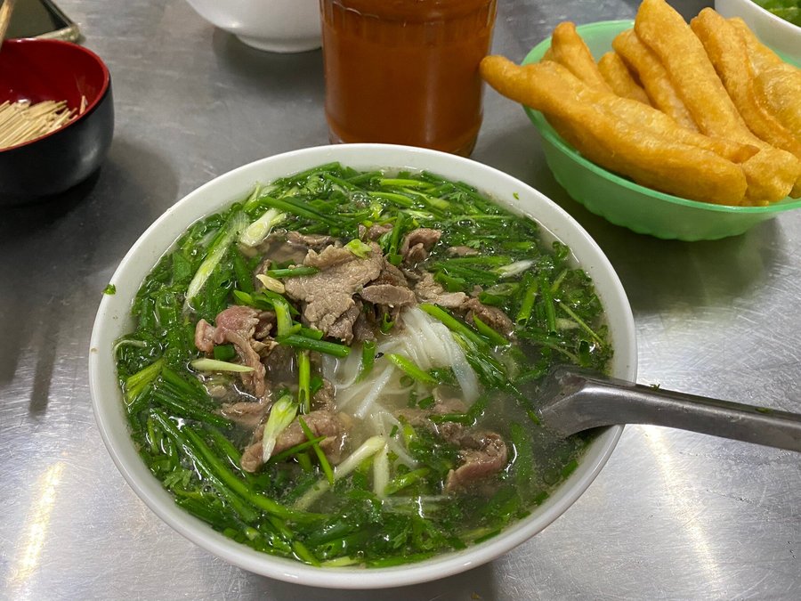 Phở Thìn: Tinh Hoa Ẩm Thực Nổi Tiếng Bậc Nhất Hà Nội