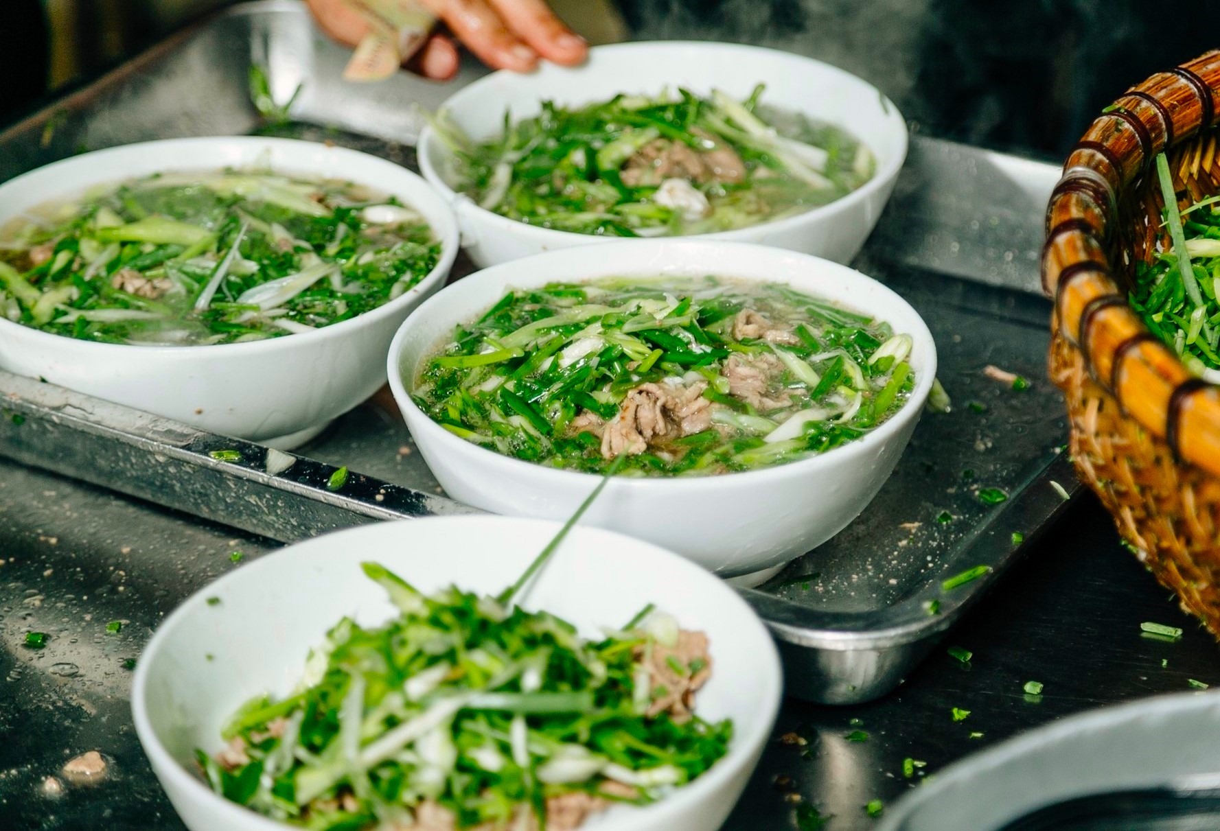Phở Thìn: Tinh Hoa Ẩm Thực Nổi Tiếng Bậc Nhất Hà Nội