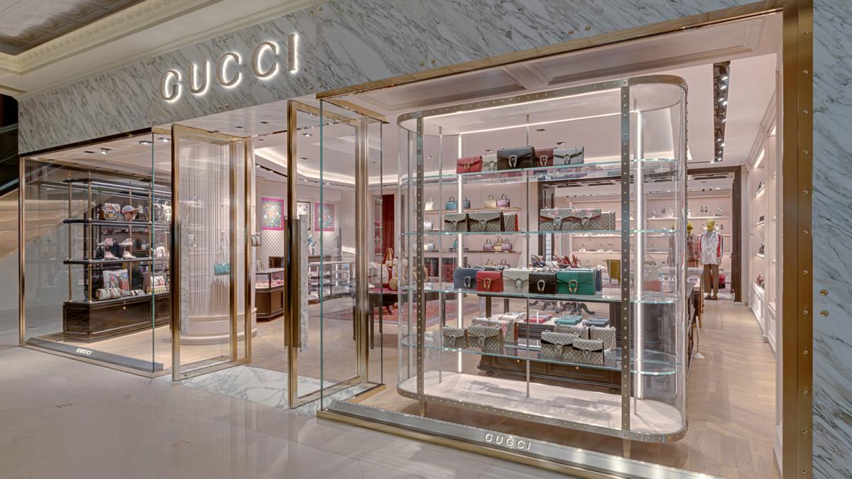 Tràng Tiền Plaza – Biểu Tượng Mua Sắm Sầm Uất Giữa Lòng Hà Nội