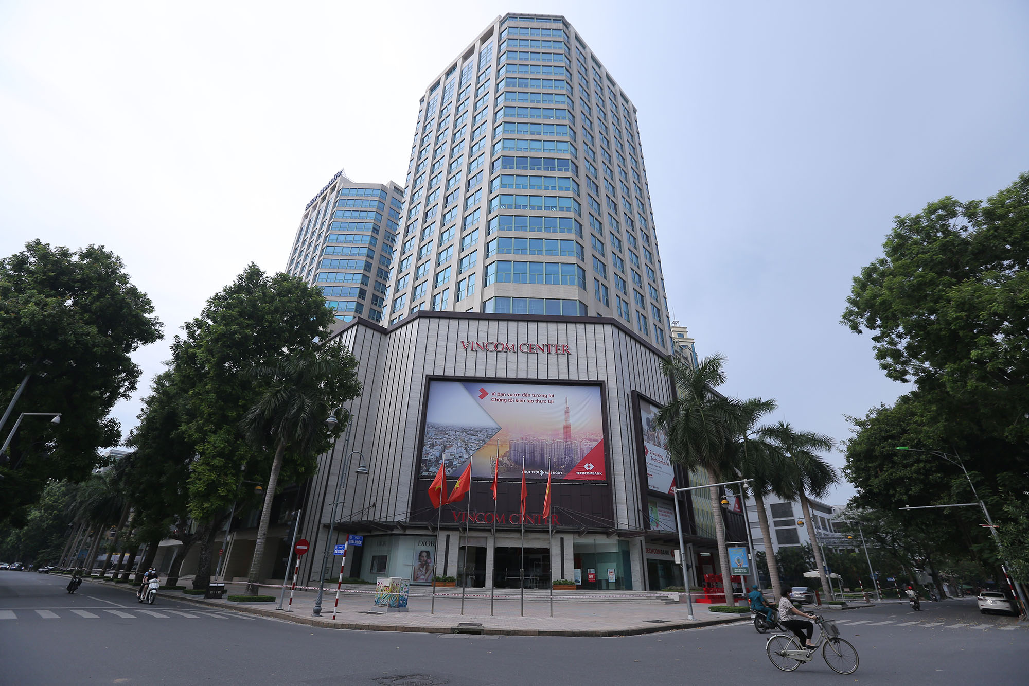 Trung tâm Thương mại Vincom Bà Triệu: Biểu tưởng hiện đại và sầm uất