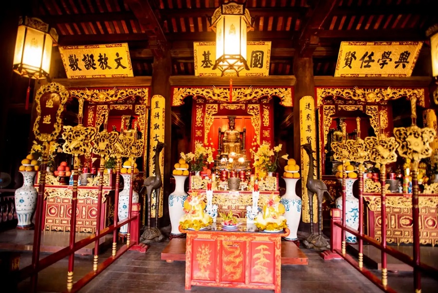 Văn Miếu Quốc Tử Giám: Hành trình khám phá tinh hoa văn hóa cùng Era Hotel