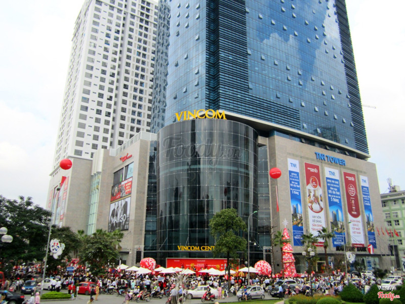 Vincom Center Nguyễn Chí Thanh: Trung Tâm Mua Sắm Hiện Đại, Sôi Động Cho Mọi Lứa Tuổi