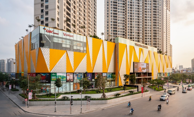 Vincom Center Trần Duy Hưng: Điểm Mua Sắm Sầm Uất Phía Tây Hà Nội