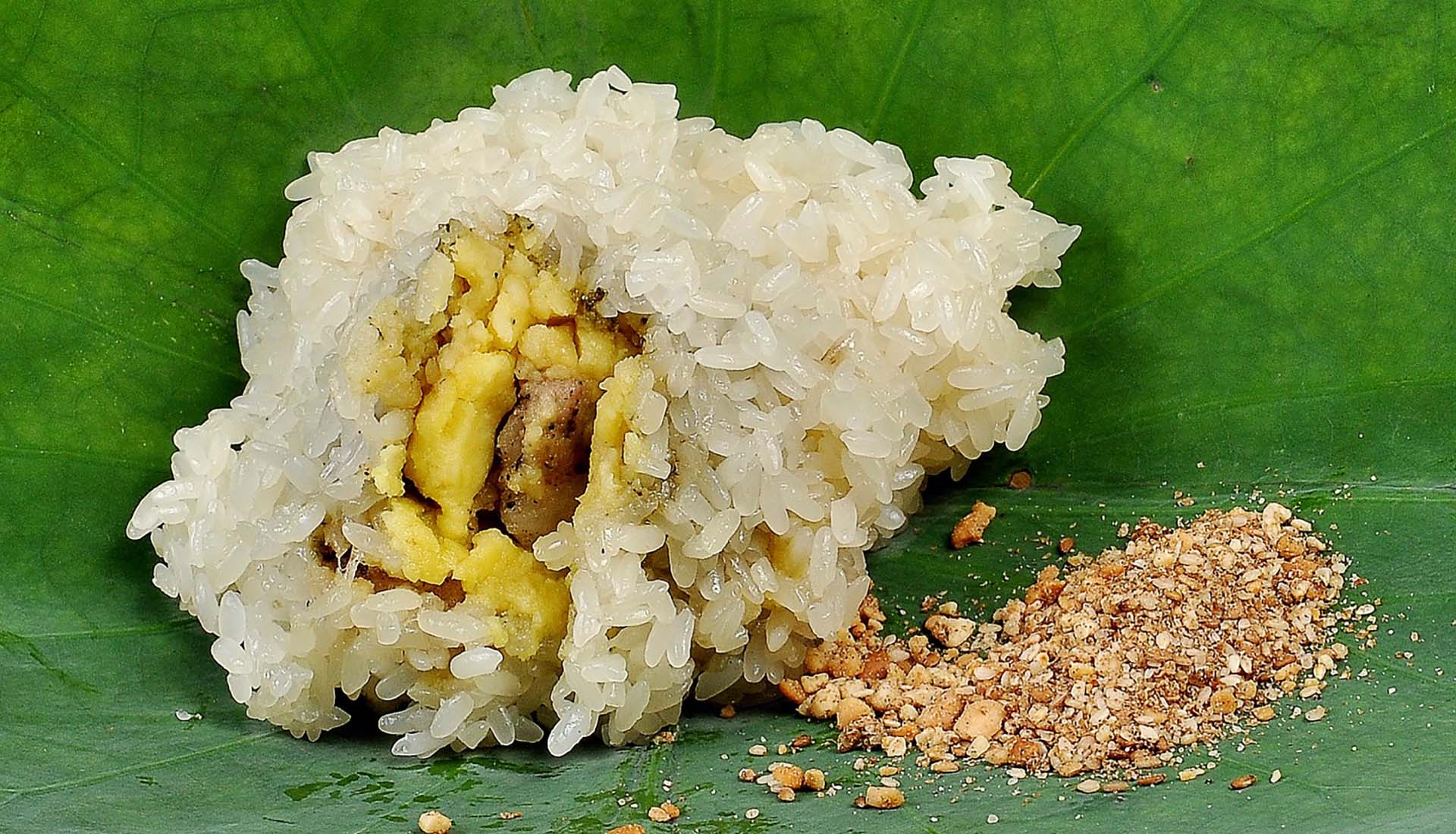 Xôi Khúc: Quy trình chế biến và sự khác biệt hương vị so với vùng miền khác