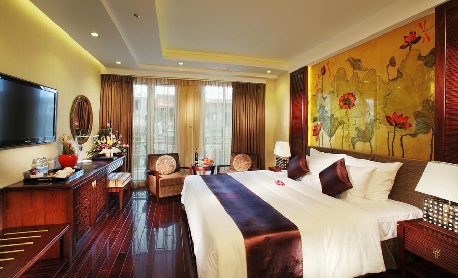 Review Charming Moon Hotel – Khám Phá Không Gian Lưu Trú Đẳng Cấp Giữa Lòng Hà Nội