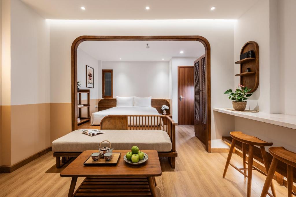 Review Conifer Grand Hotel: Trải Nghiệm Lưu Trú Sang Trọng Giữa Trái Tim Phố Cổ Hà Nội