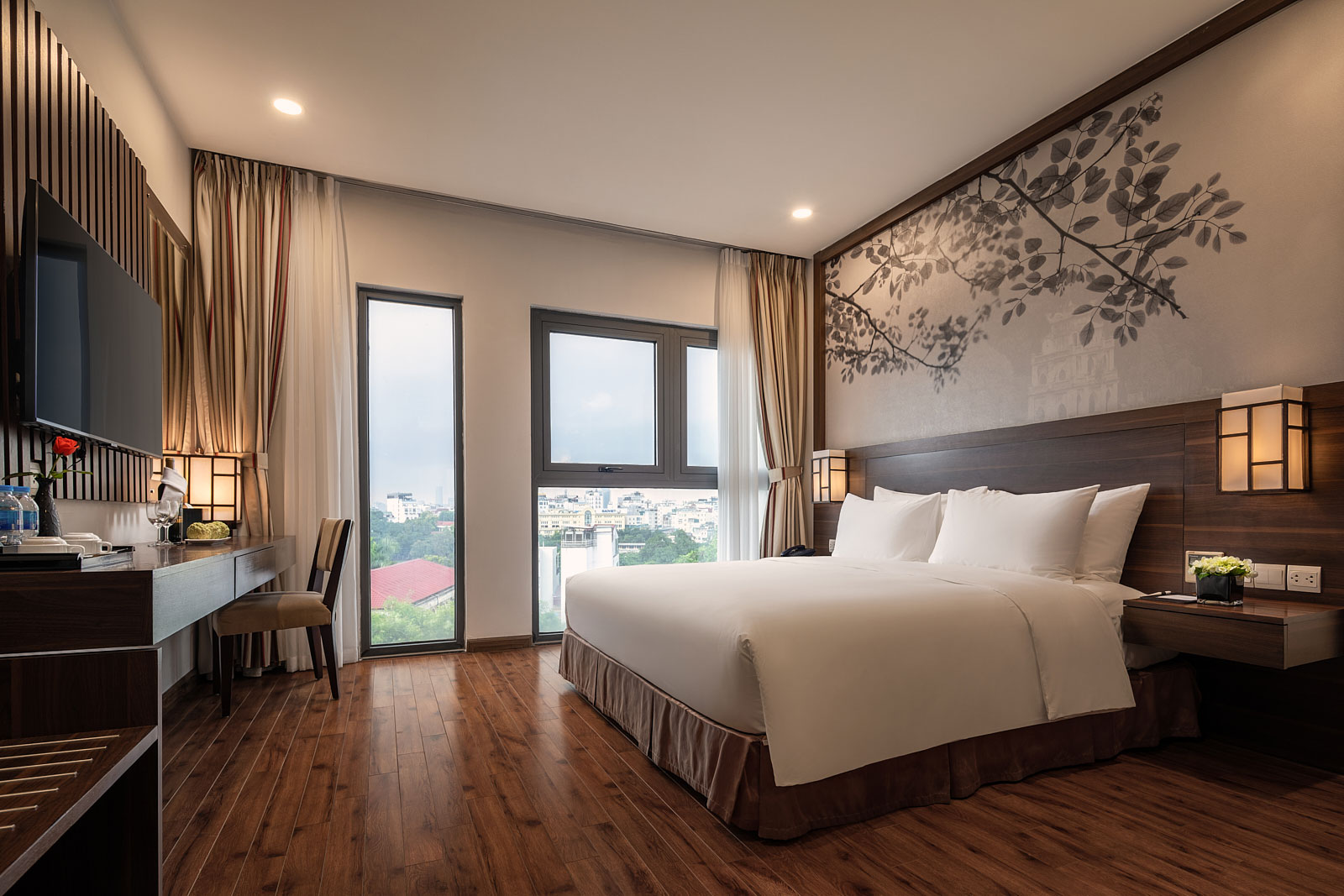 Review Conifer Grand Hotel: Trải Nghiệm Lưu Trú Sang Trọng Giữa Trái Tim Phố Cổ Hà Nội