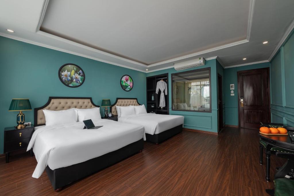 Review Conifer Grand Hotel: Trải Nghiệm Lưu Trú Sang Trọng Giữa Trái Tim Phố Cổ Hà Nội