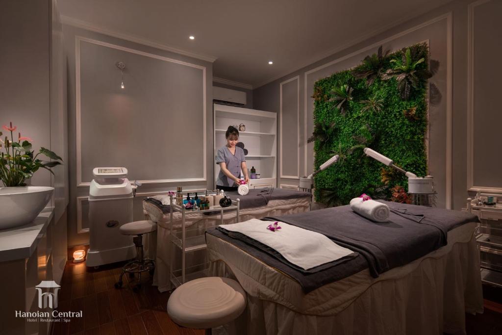 Review Hanoian Central Hotel &#038; Spa: Trải nghiệm nghỉ dưỡng đẳng cấp giữa lòng phố cổ Hà Nội