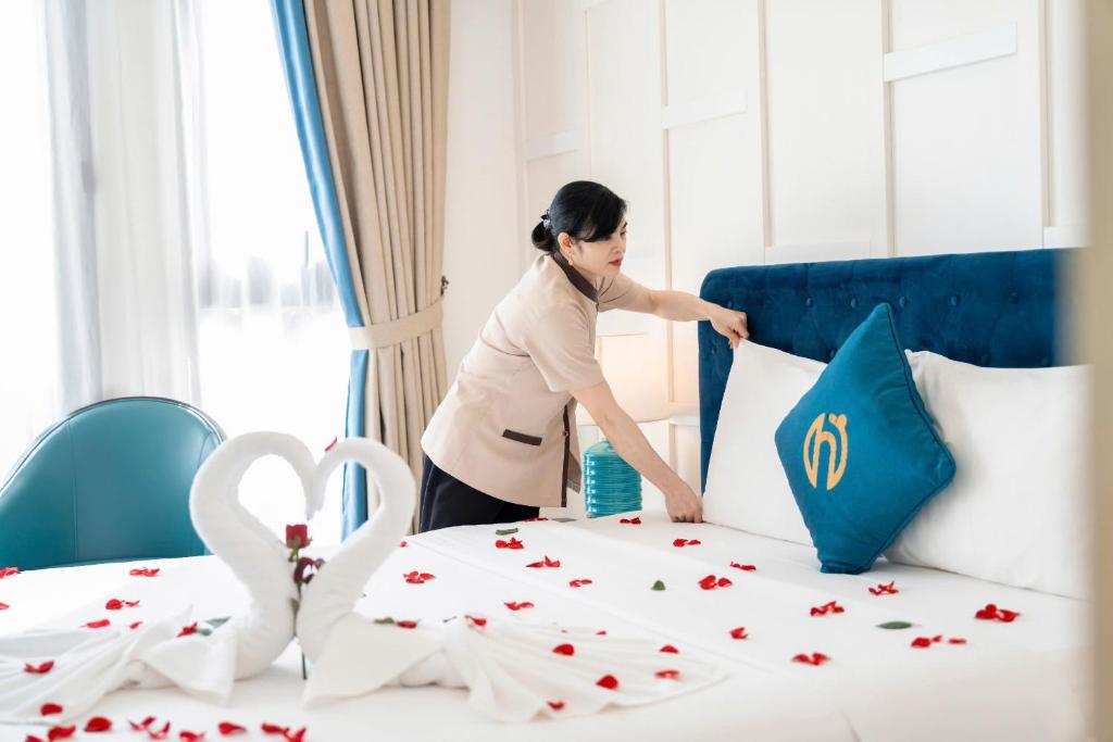 Review Minasi HanoiOi LakeSide Hotel: Khách sạn sang trọng giữa trung tâm Thủ đô